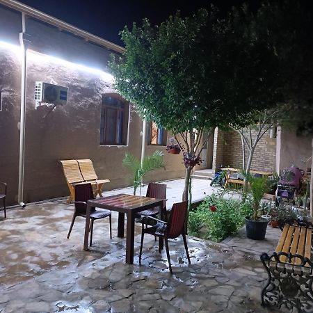 Khiva Ibrohim Guest House Exteriör bild
